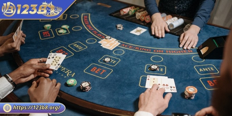 Thông tin giới thiệu cơ bản về baccarat 123B